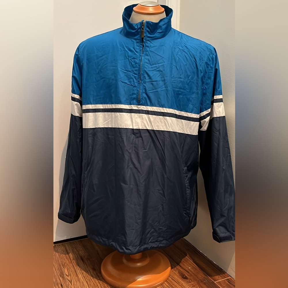 Men's Blue and Navy Stormpack AUR Golf Windbreaker Jacket. Size Large